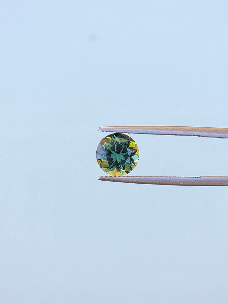 2.63ct Round Green Sapphire