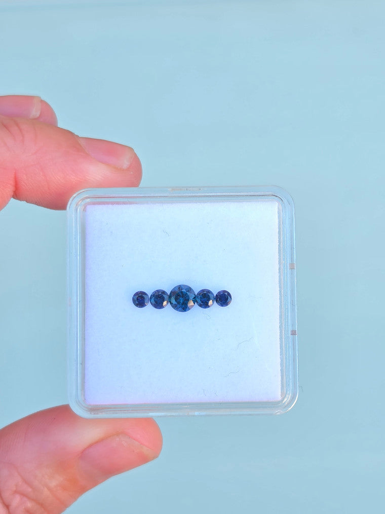 Set of 5 Blue Round Sapphires