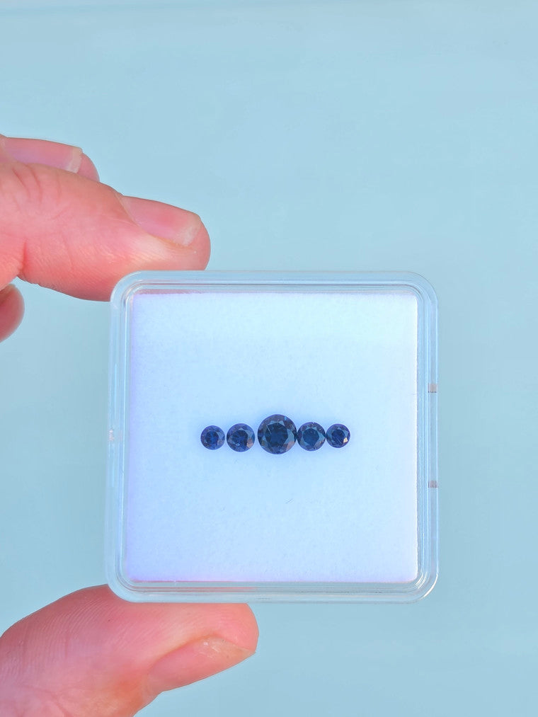 Set of 5 Round Blue Sapphires