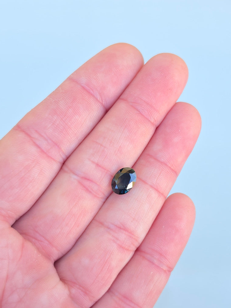 2.57ct Oval Blue Parti Sapphire