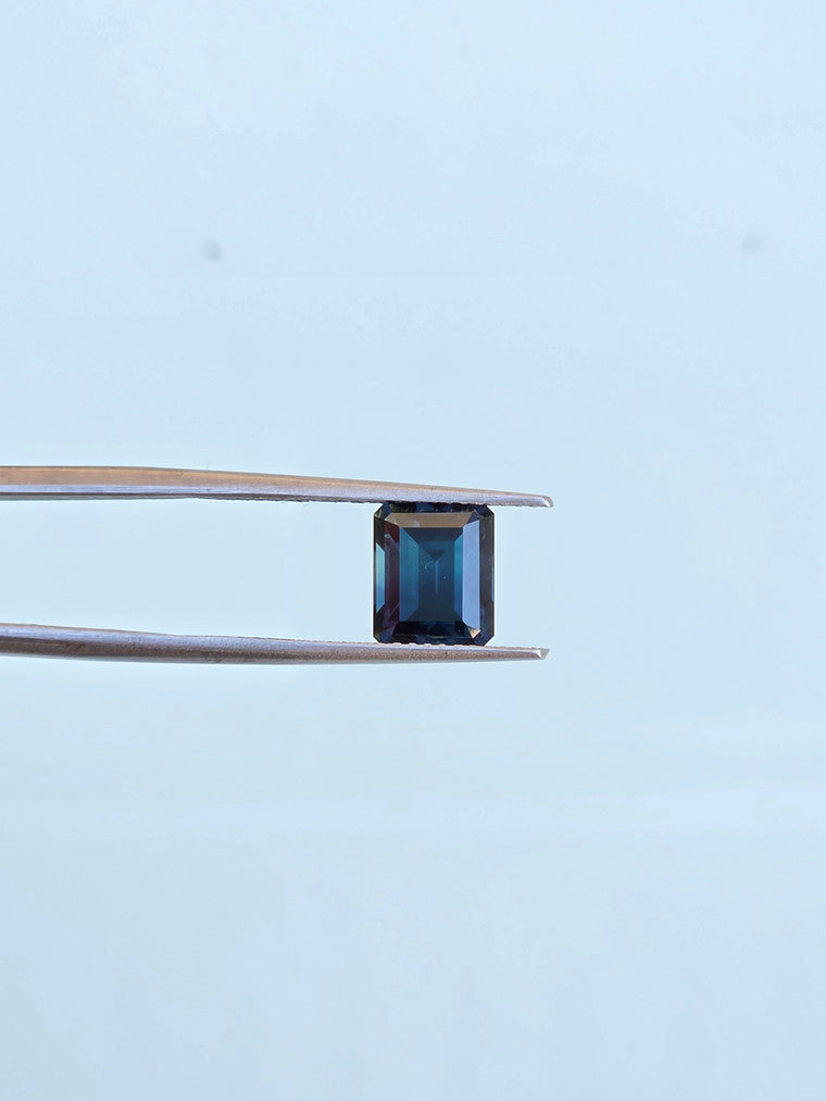 2.75ct Emerald Teal Sapphire