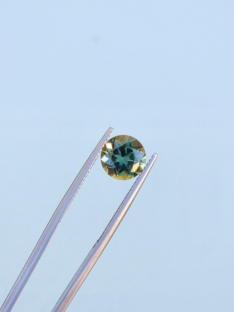 2.63ct Round Green Sapphire