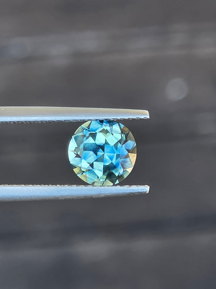 1.86ct Round Teal Parti Sapphire