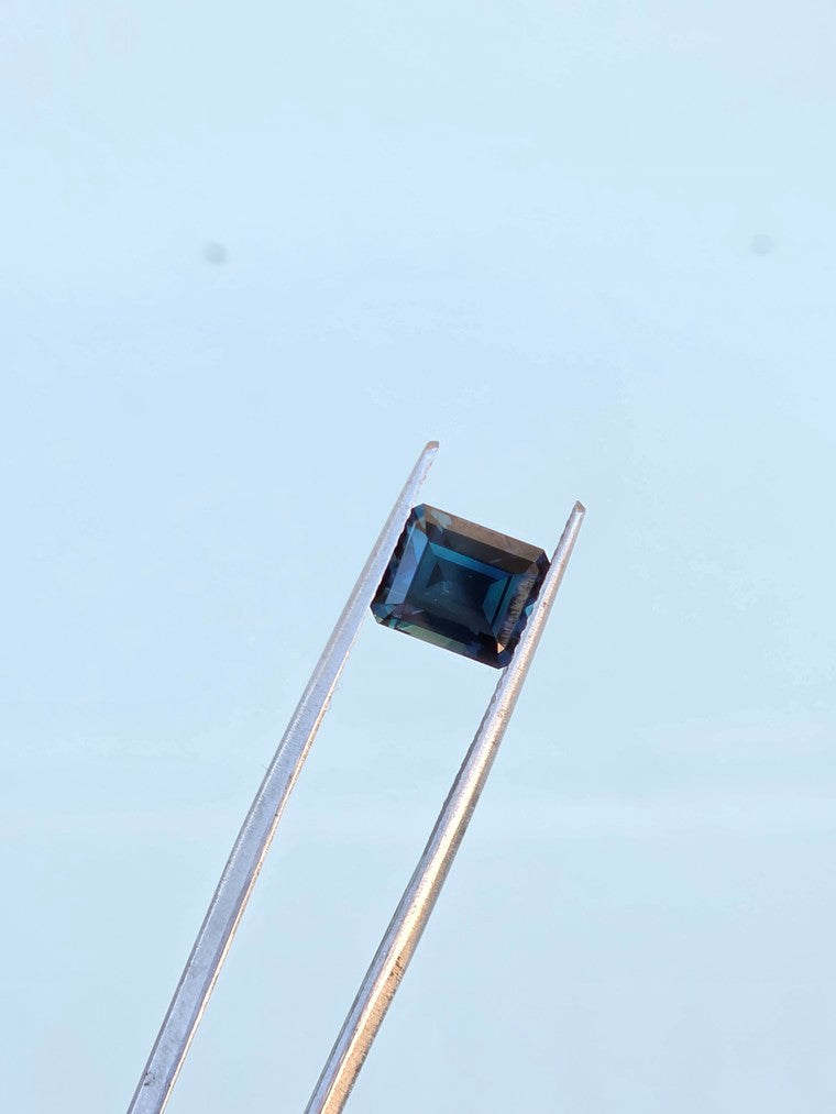 2.75ct Emerald Teal Sapphire