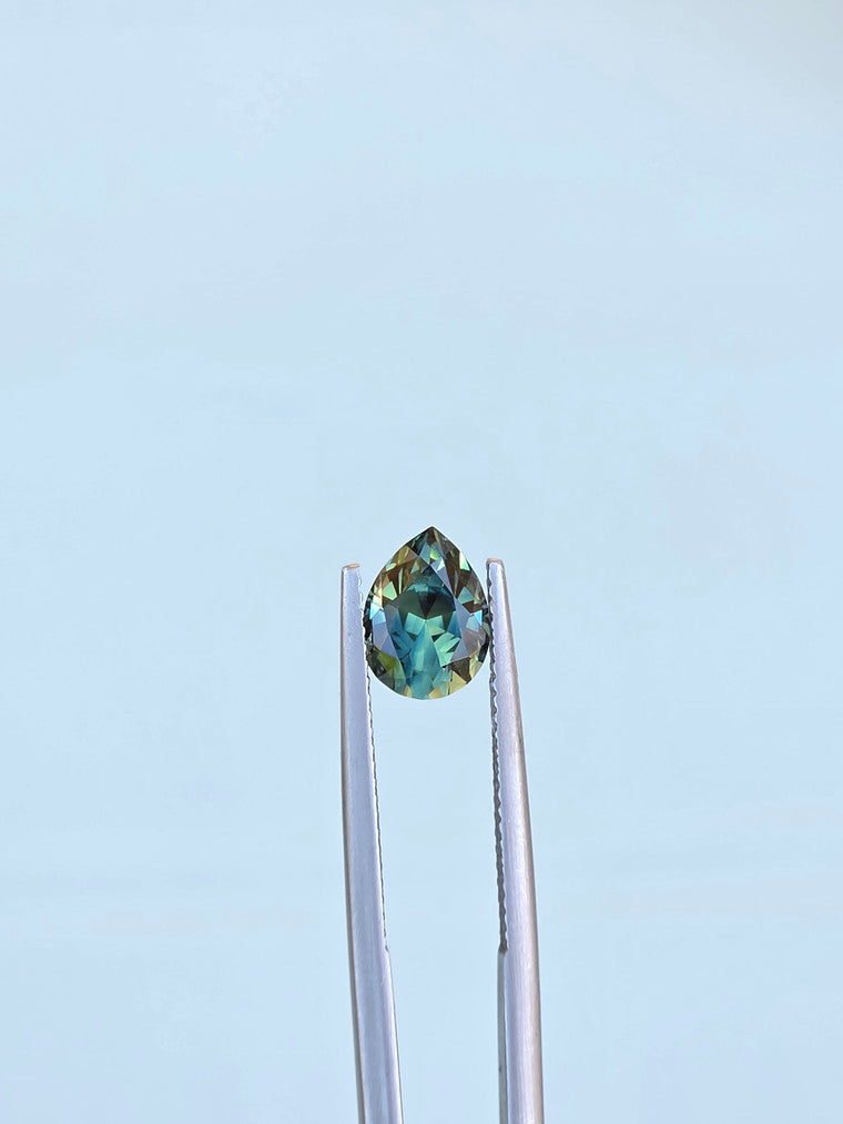 2.15ct Pear Blue Parti Sapphire