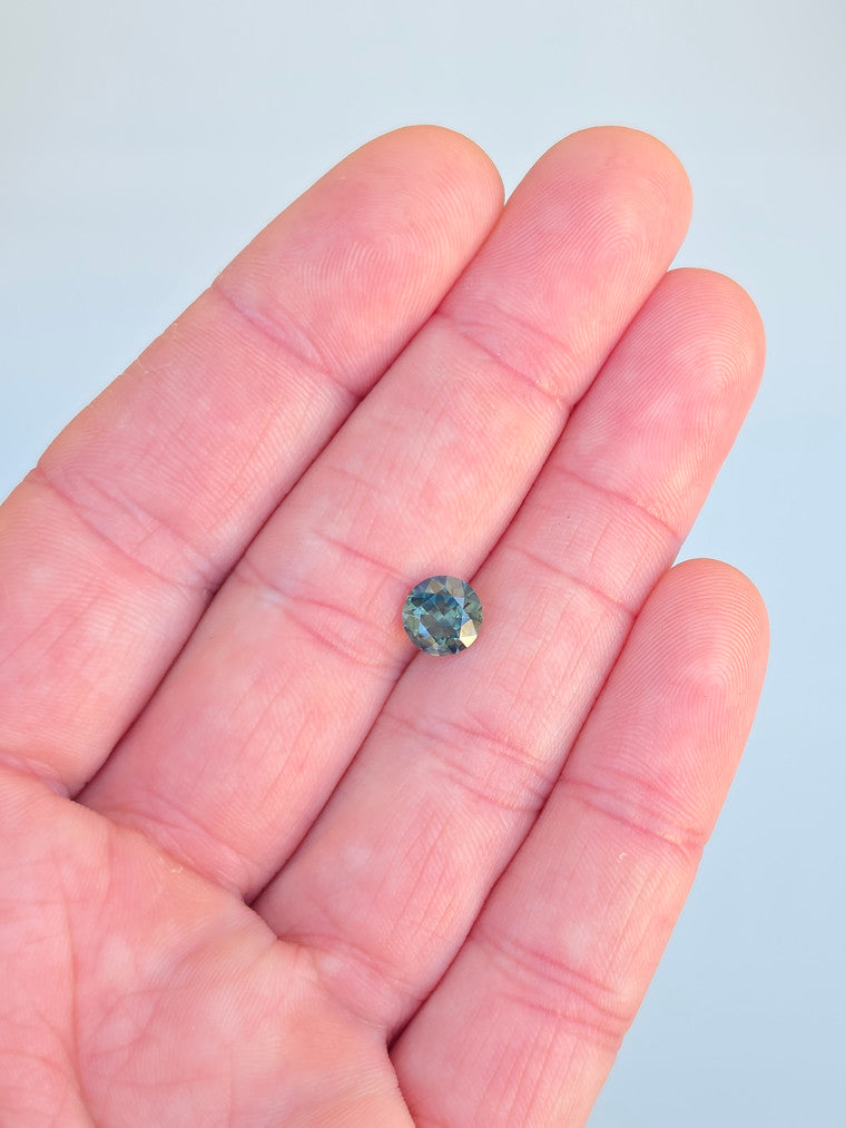 1.78ct Round Blue Parti Sapphire