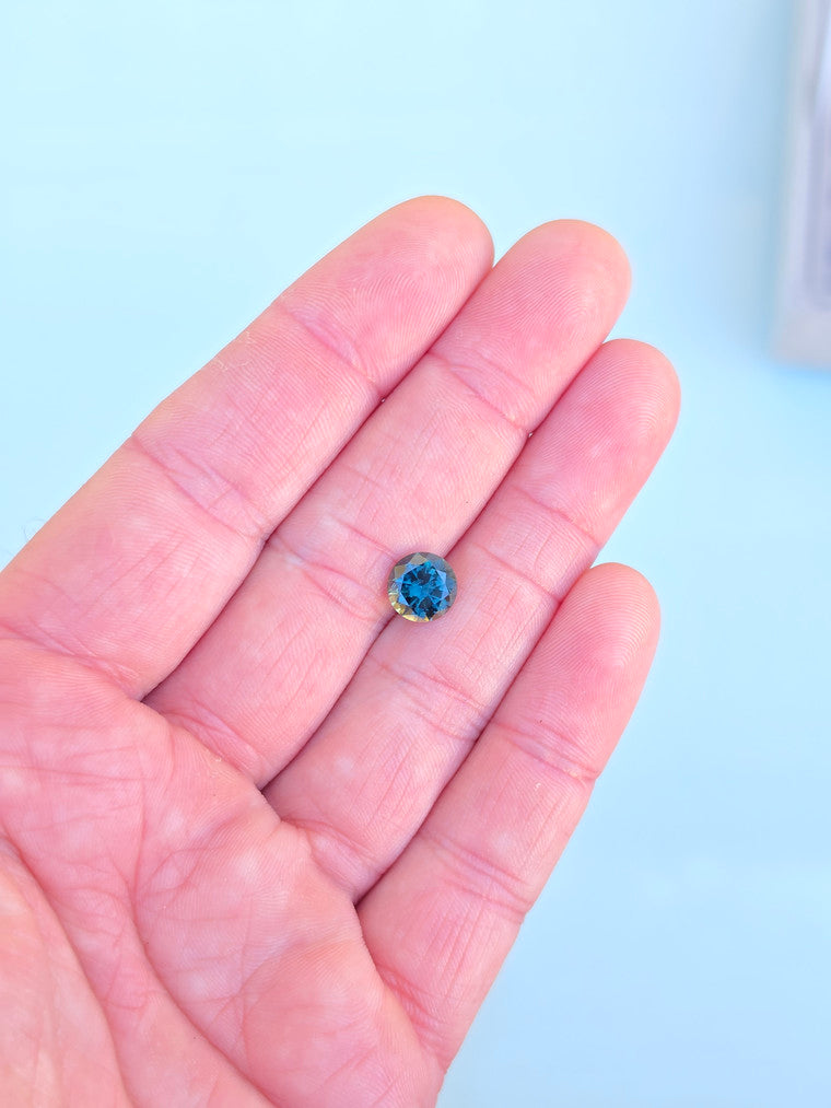 2.50ct Round Blue Sapphire