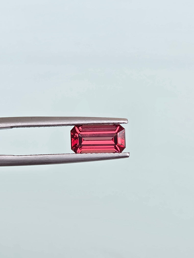 1.80ct Emerald Raspberry Tanzanian Garnet
