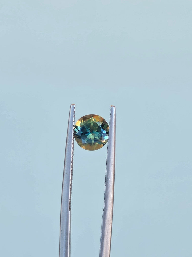 1.52ct Round Blue Parti Sapphire