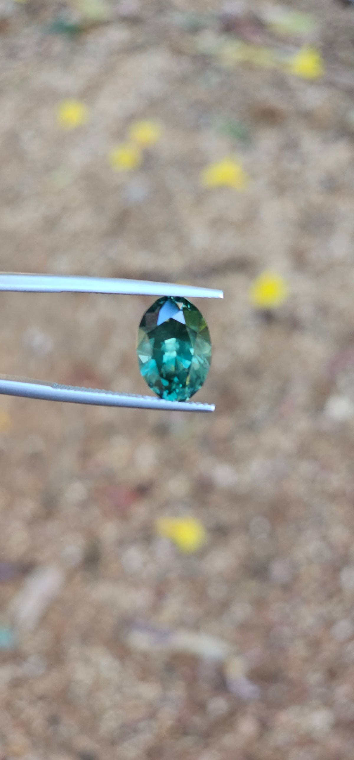 6.40ct Oval Seafoam Green Parti Sapphire