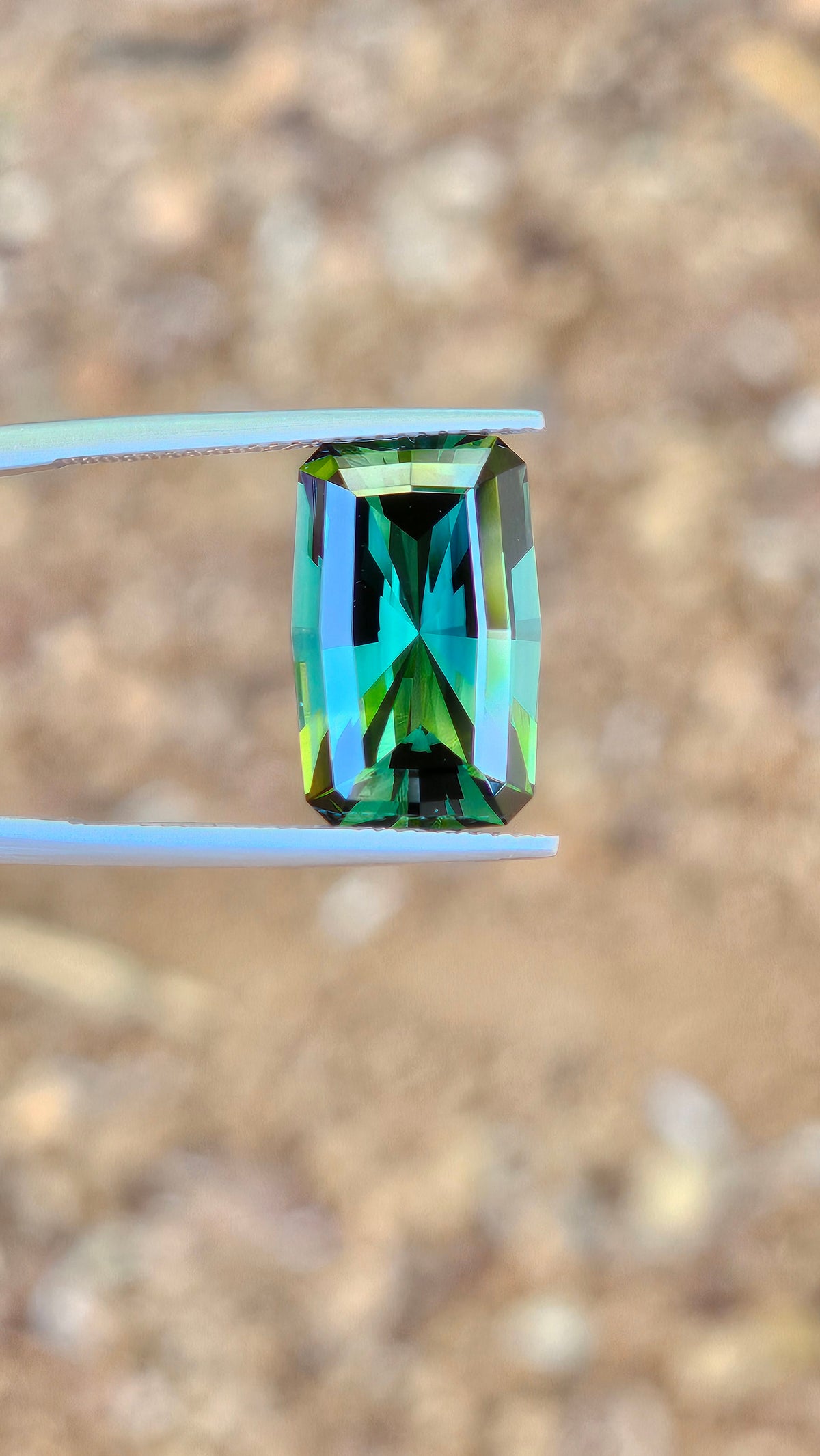 8.22ct Emerald Magical Teal Green Parti Sapphire