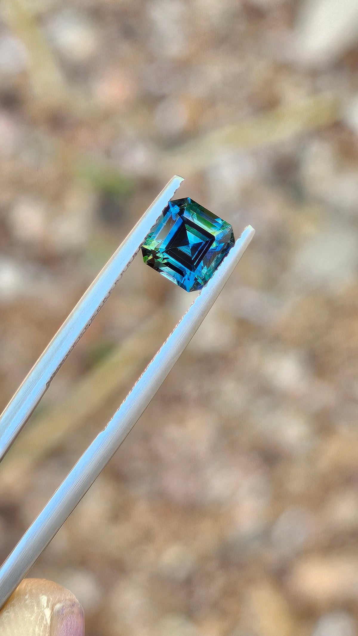 1.64ct Square Elegant Blue Parti Sapphire