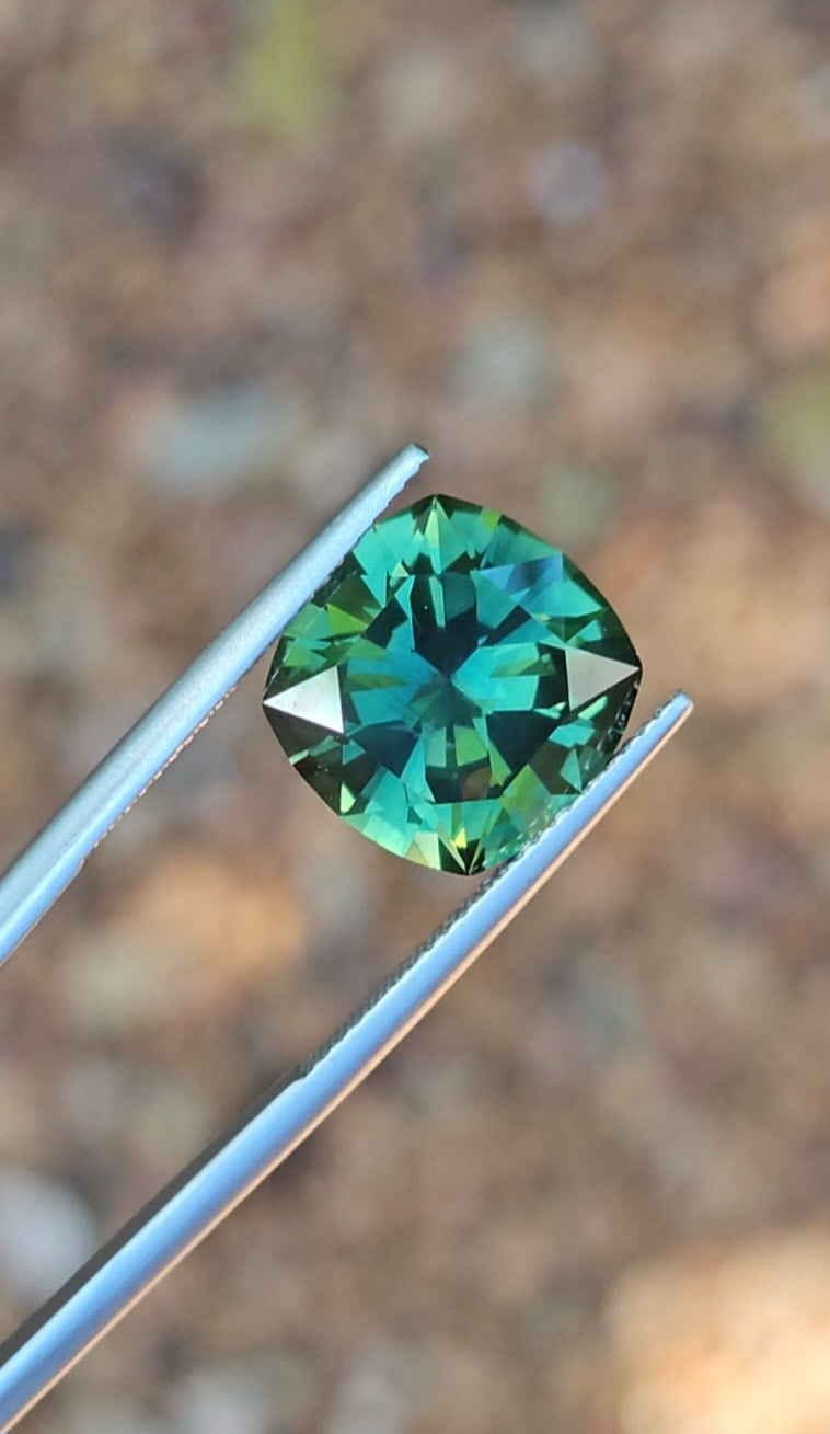 8.24ct Cushion Beautiful Green Teal Sapphire