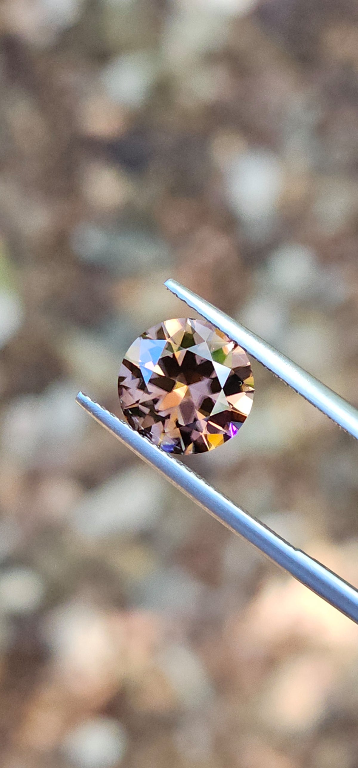 4.50ct Round Champagne Local Zircon