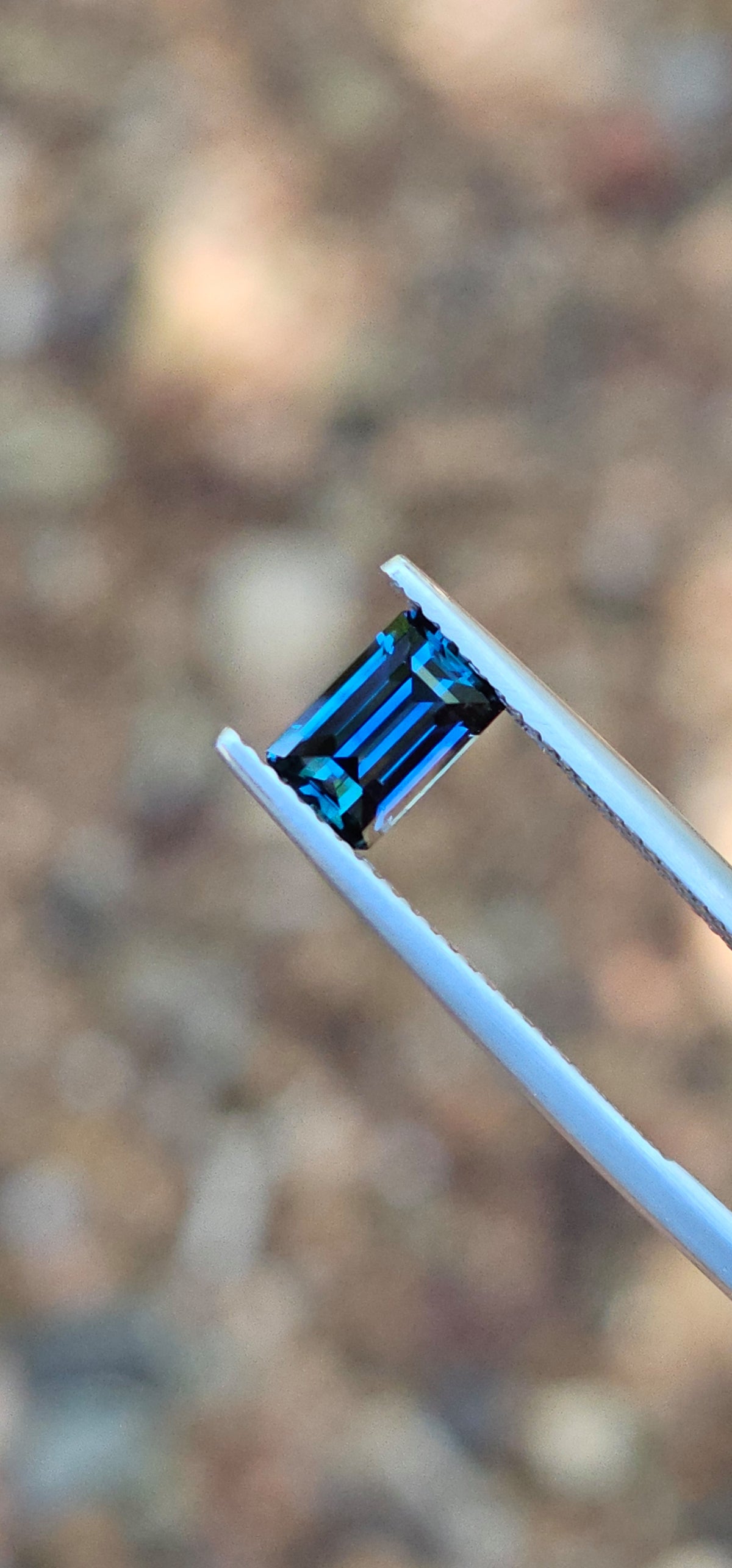 1.25ct Emerald Deep Blue Sapphire