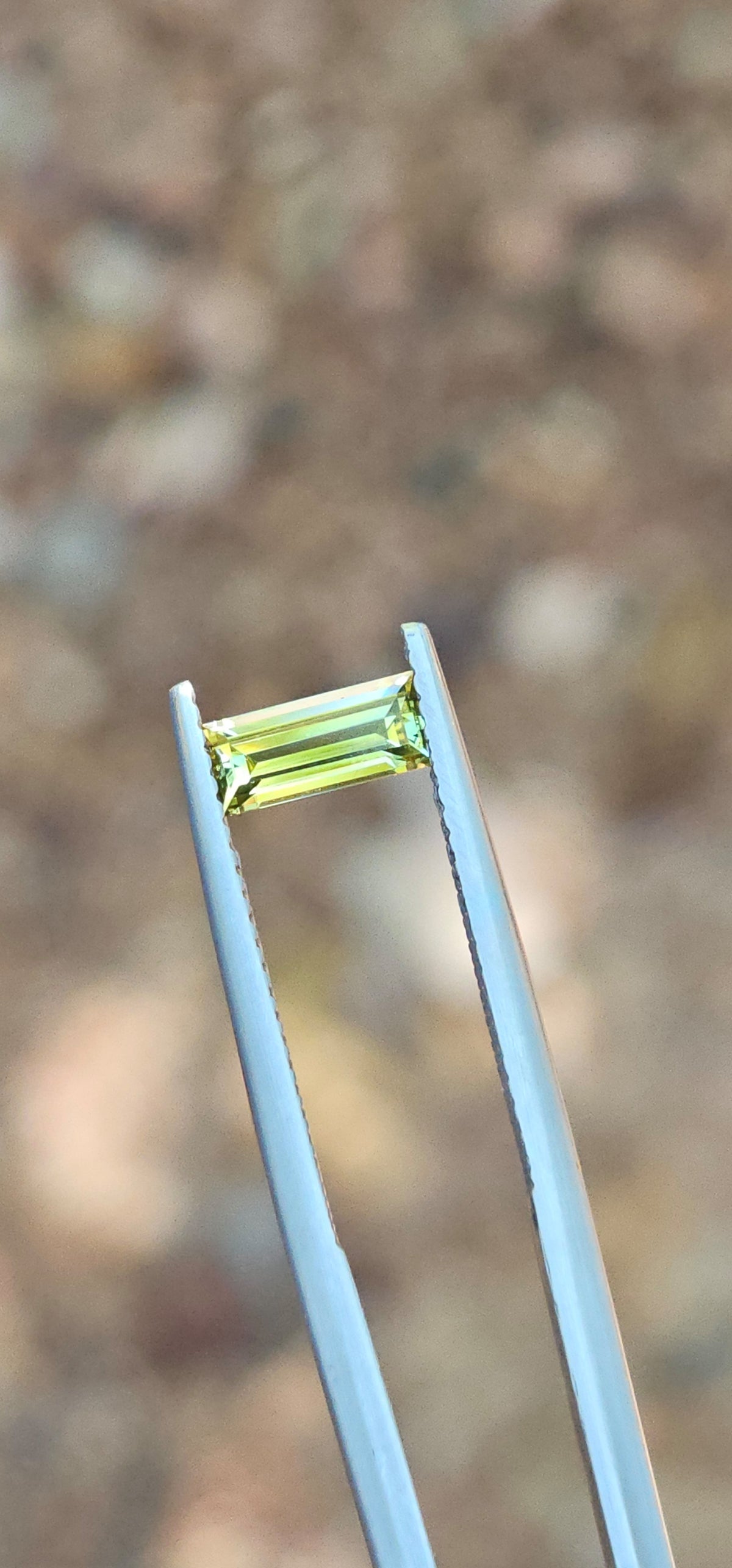 .63ct Baguette Pale Yellow Parti Sapphire