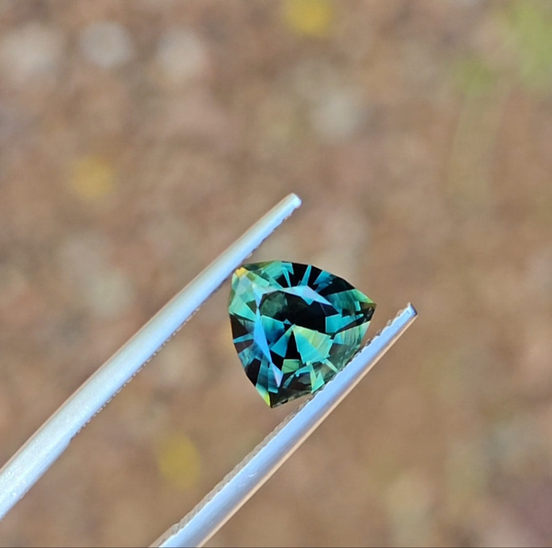 3.24ct Trilliant Blue Parti Sapphire