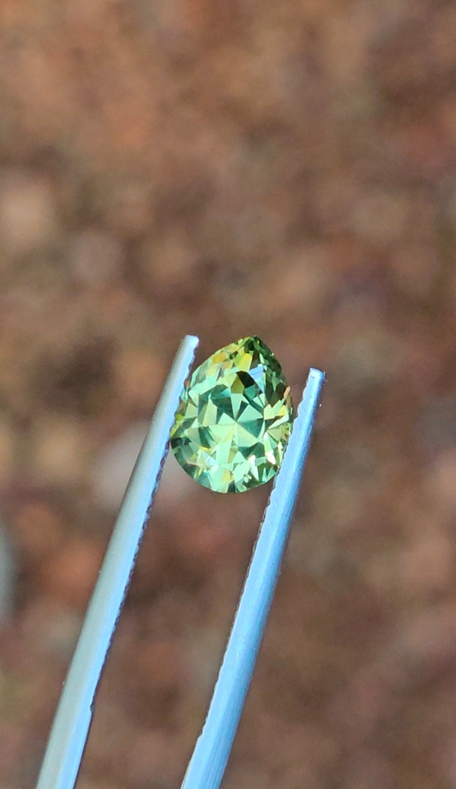 1.83ct Pear Light Green Parti Sapphire