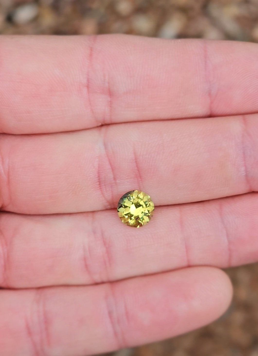 2.19ct Round Yellow Parti Sapphire