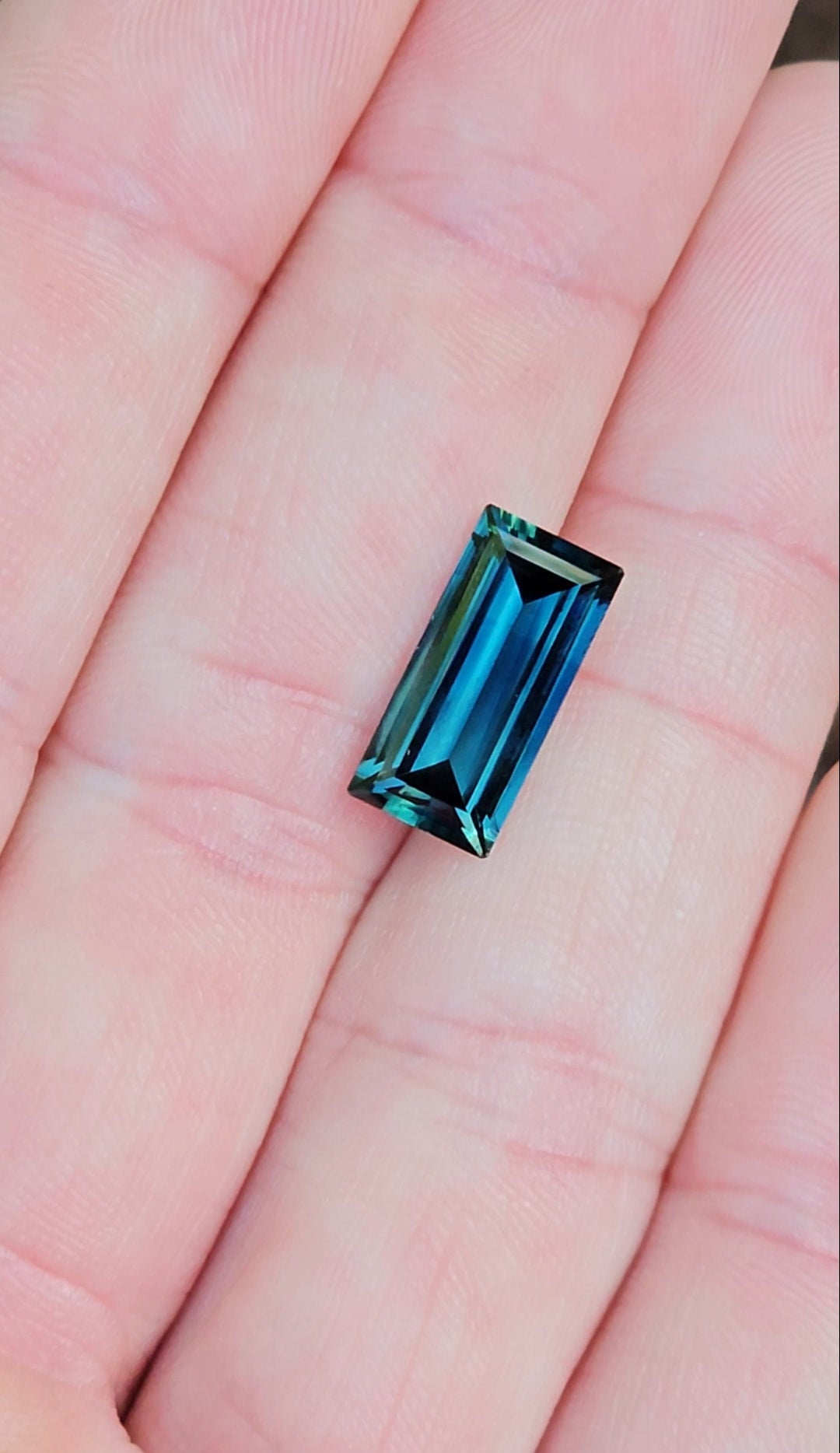 4.62ct Baguette Incredible Blue Parti Sapphire