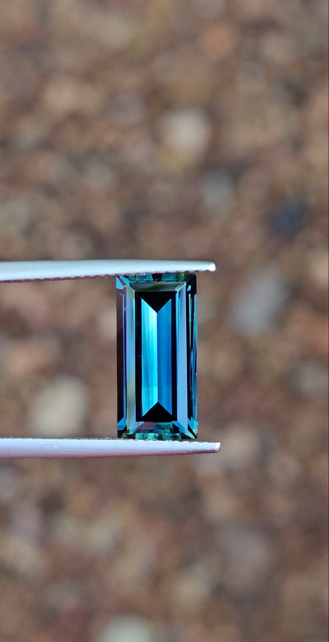 4.62ct Baguette Incredible Blue Parti Sapphire