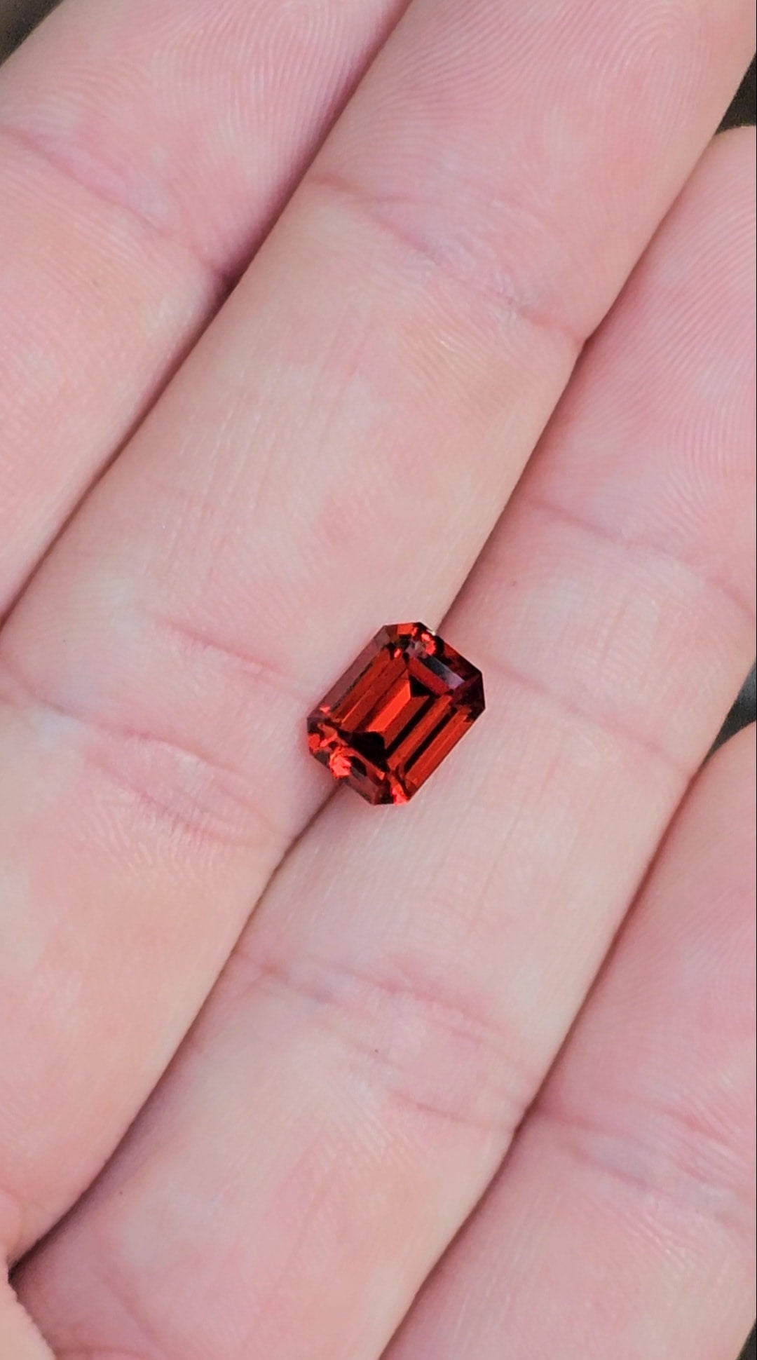 2.44ct Emerald Red Tanzanian Garnet
