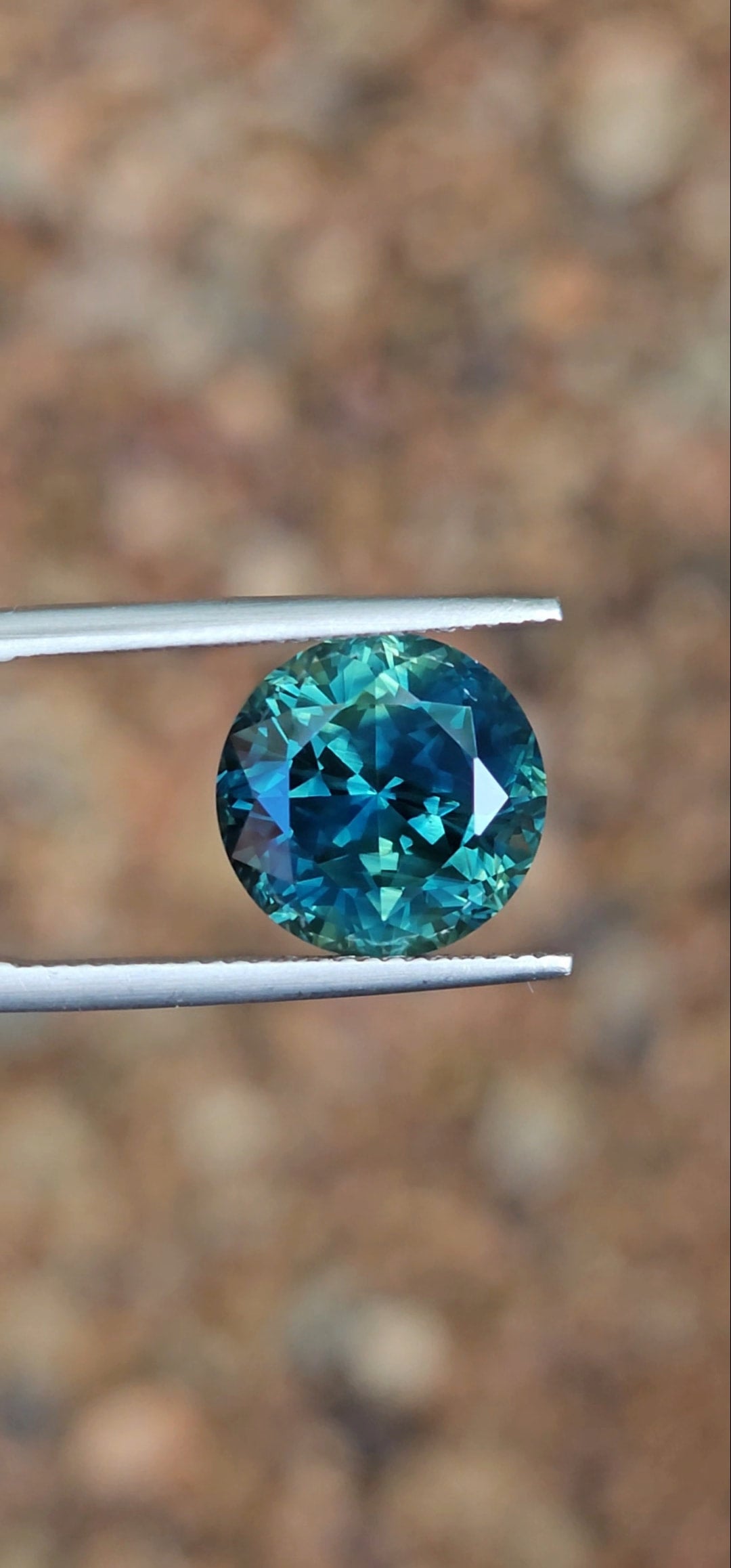 9.33ct Round Teal Parti Sapphire