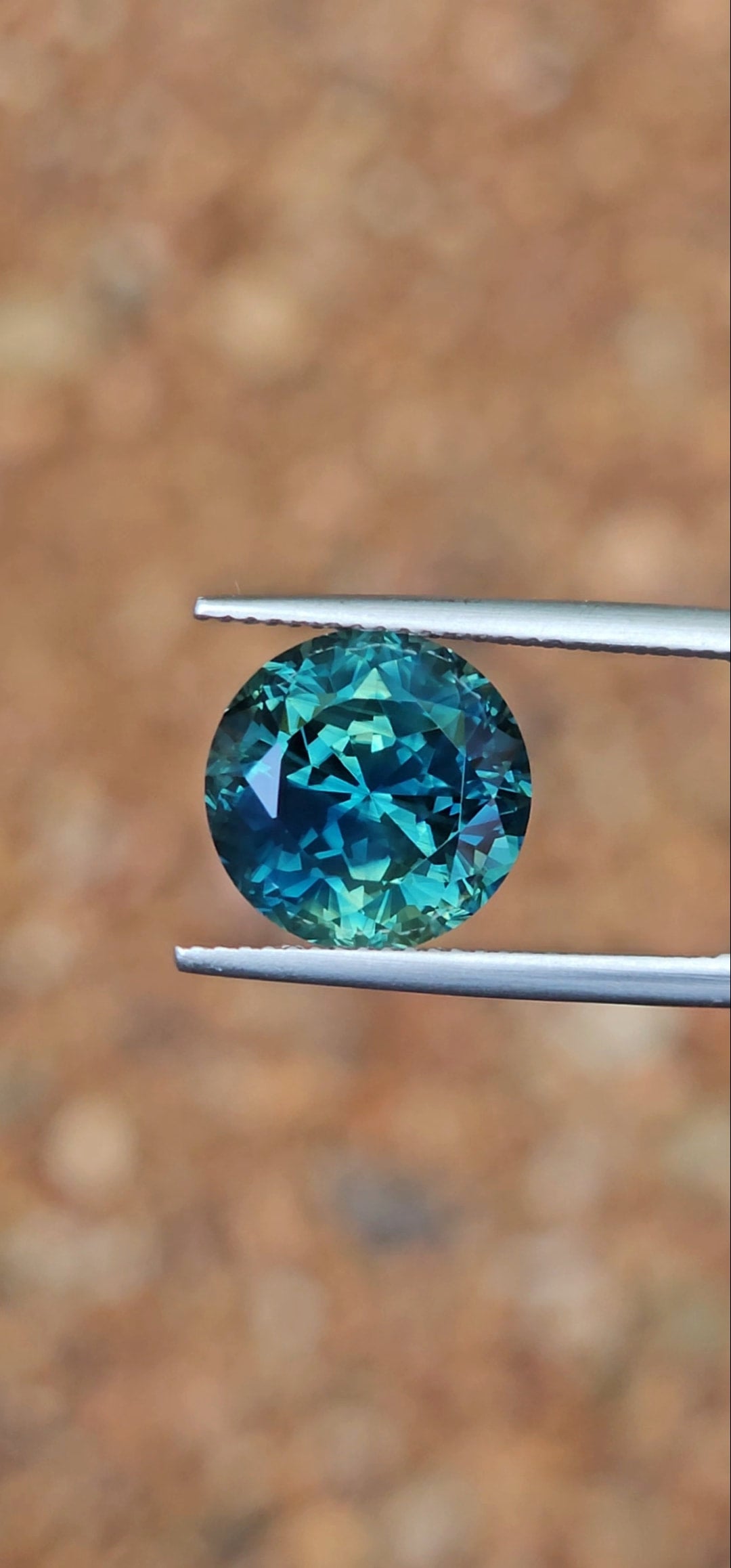 9.33ct Round Teal Parti Sapphire