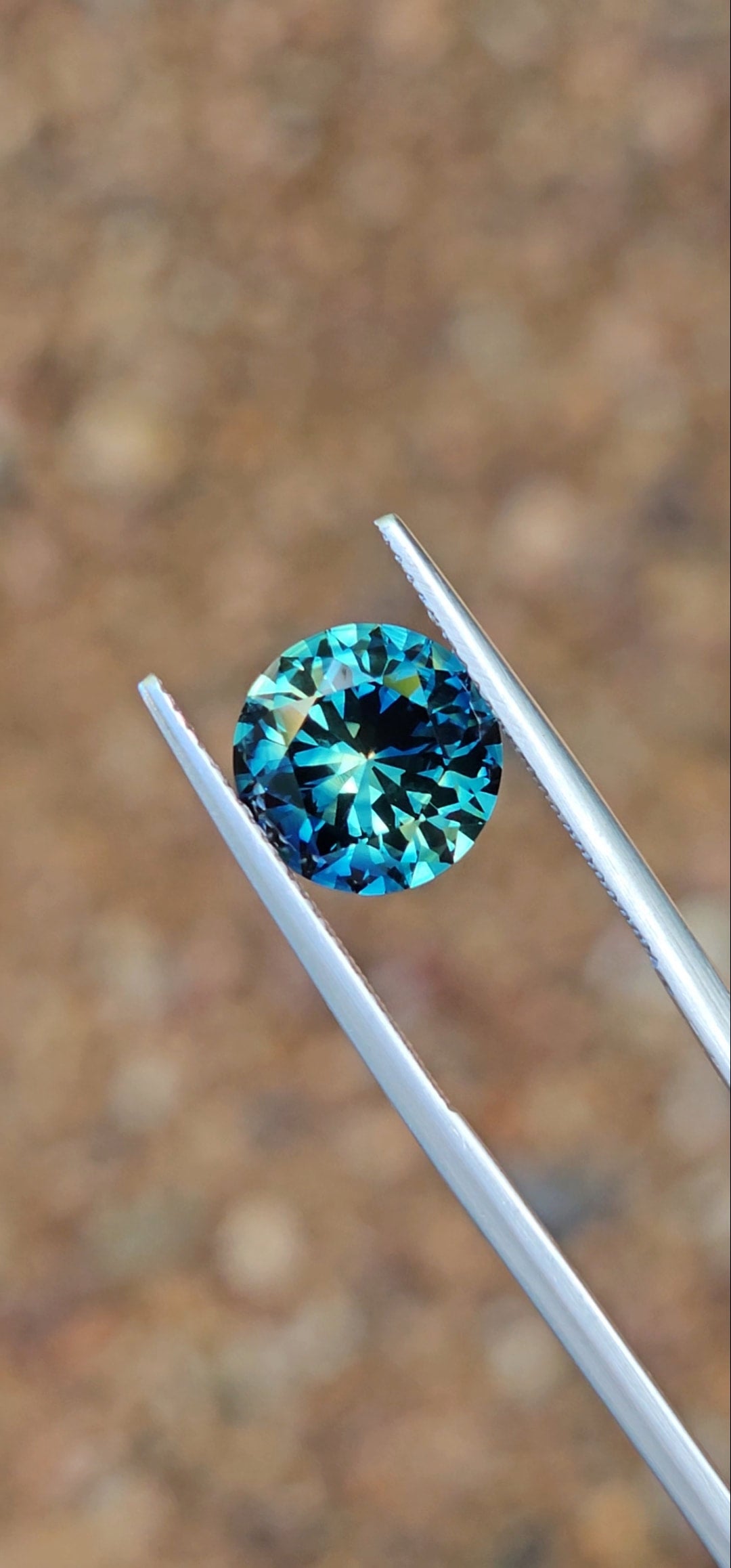 4.74ct Round Blue Parti Sapphire
