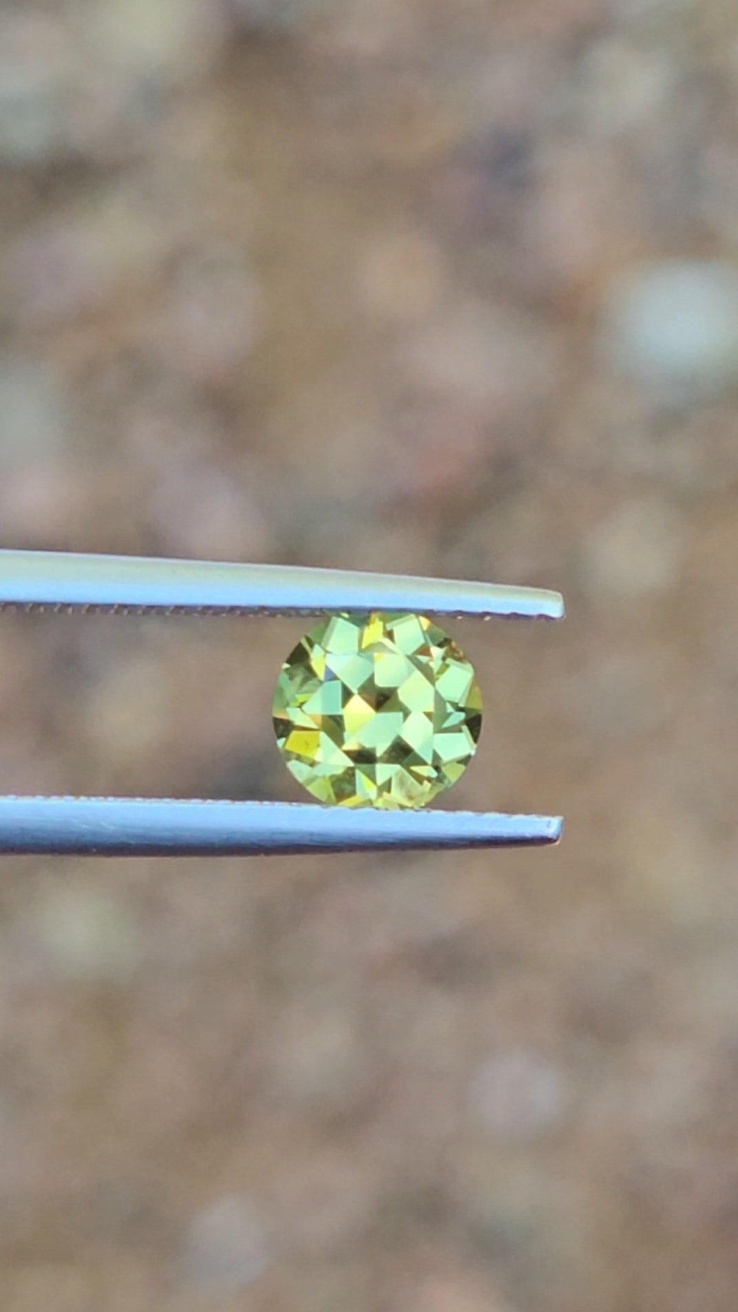 1.28ct Round Yellow Parti Sapphire