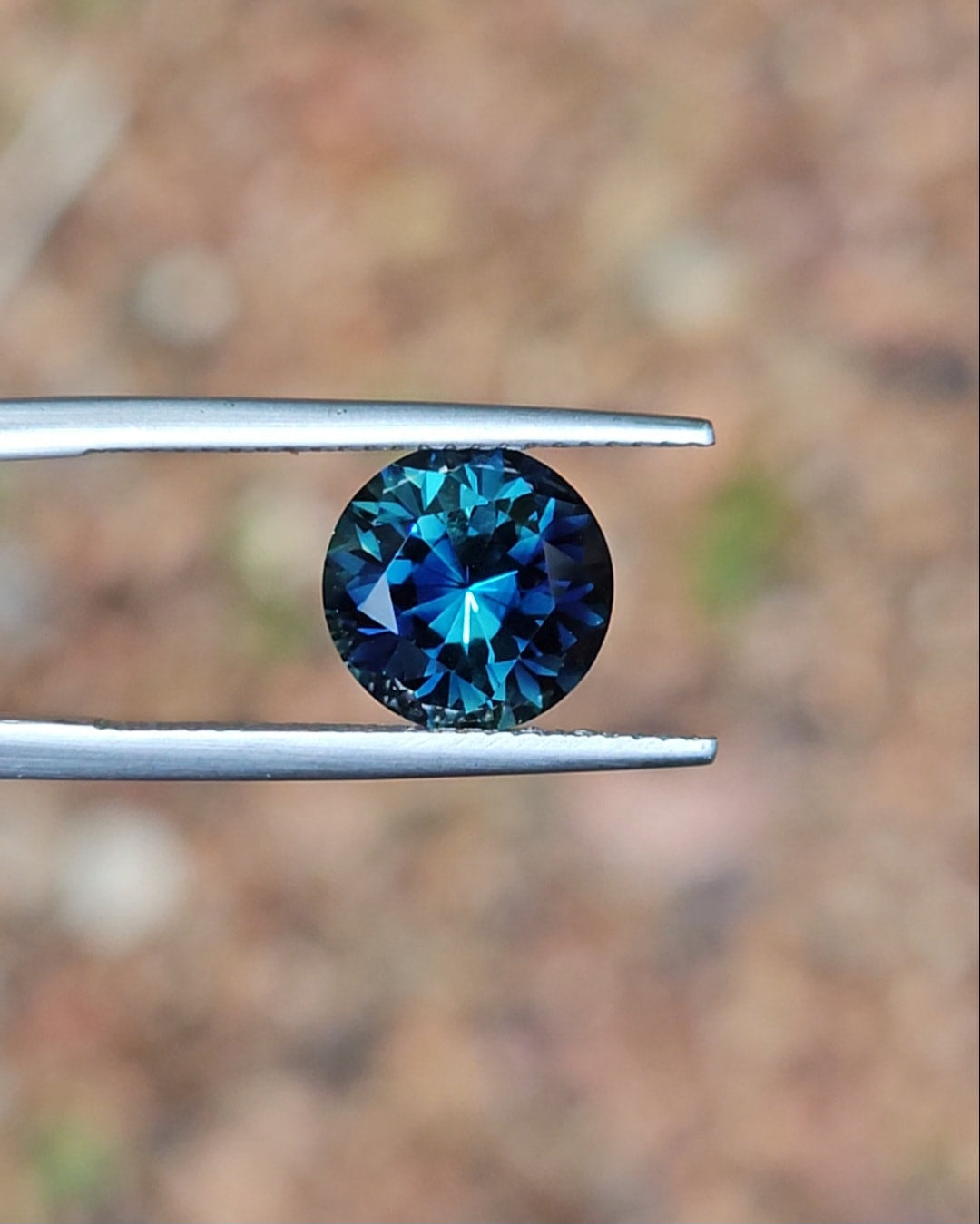3.93ct Round Blue Parti Sapphire