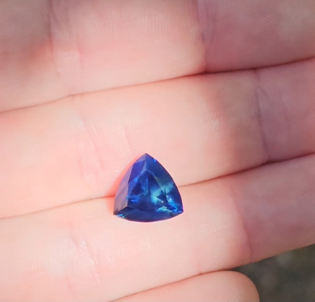 5.13ct Trilliant Blue Parti Sapphire