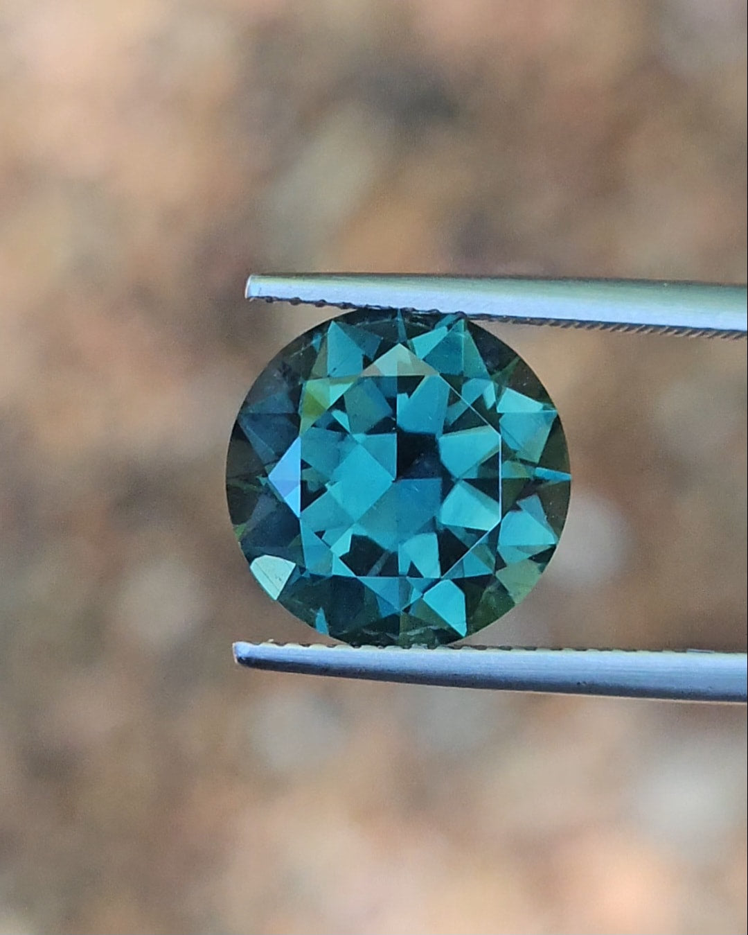 7.88ct Round Teal Sapphire