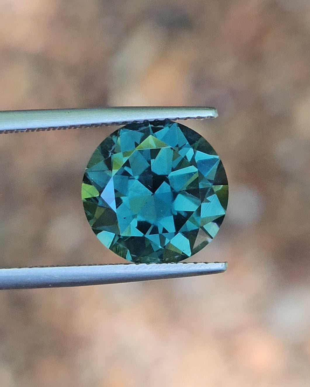 7.88ct Round Teal Sapphire