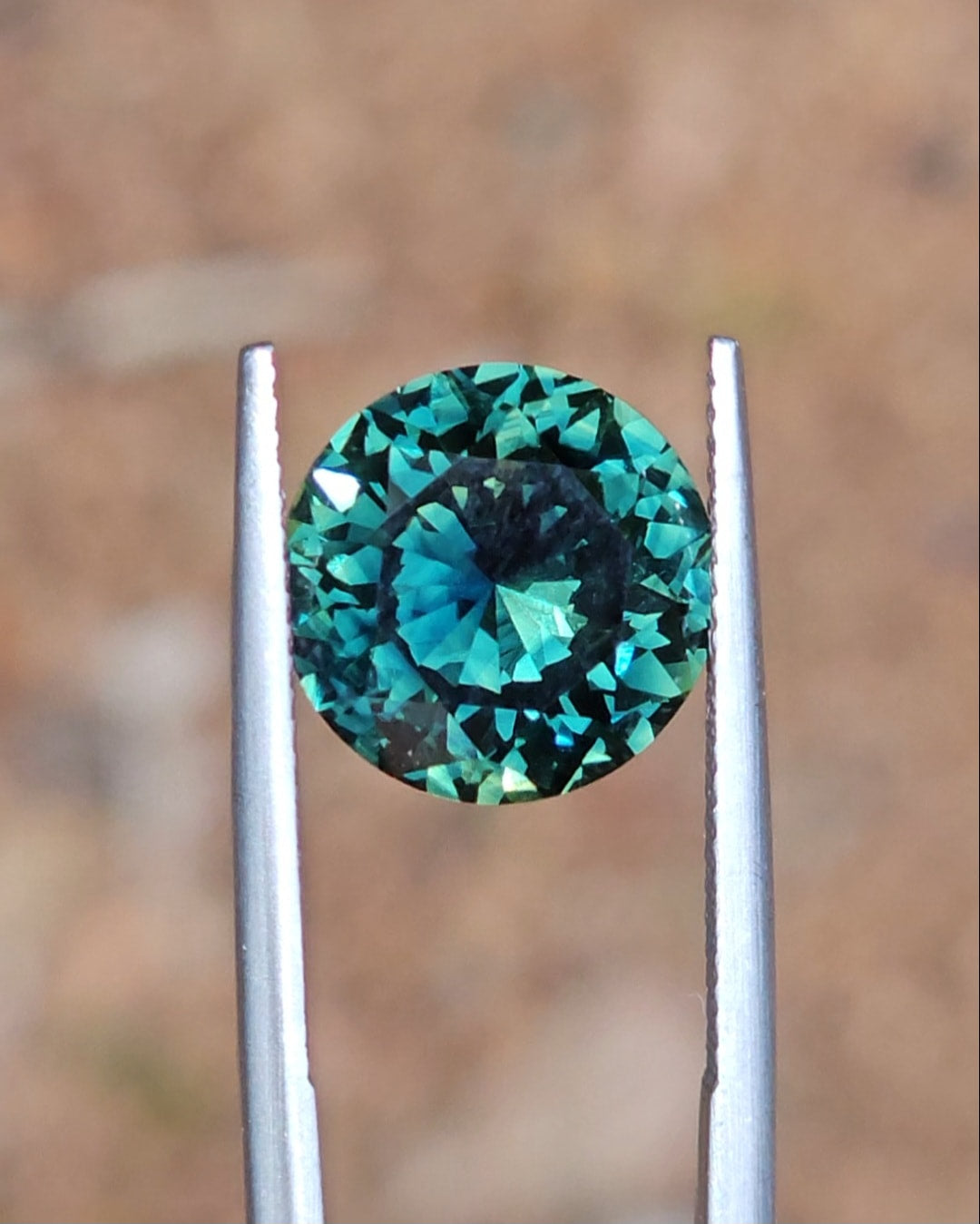 6.85ct Round Teal Parti Sapphire