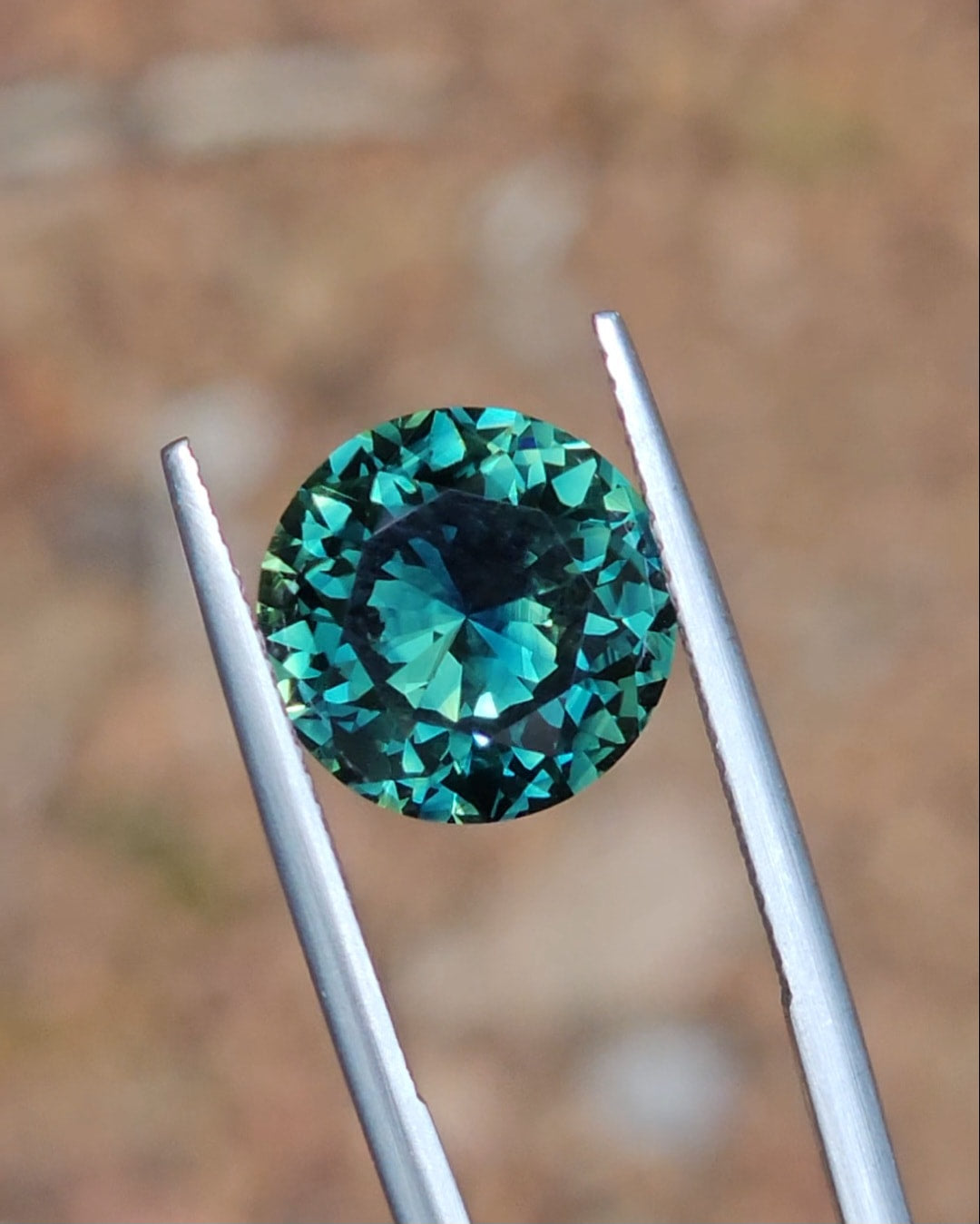 6.85ct Round Teal Parti Sapphire