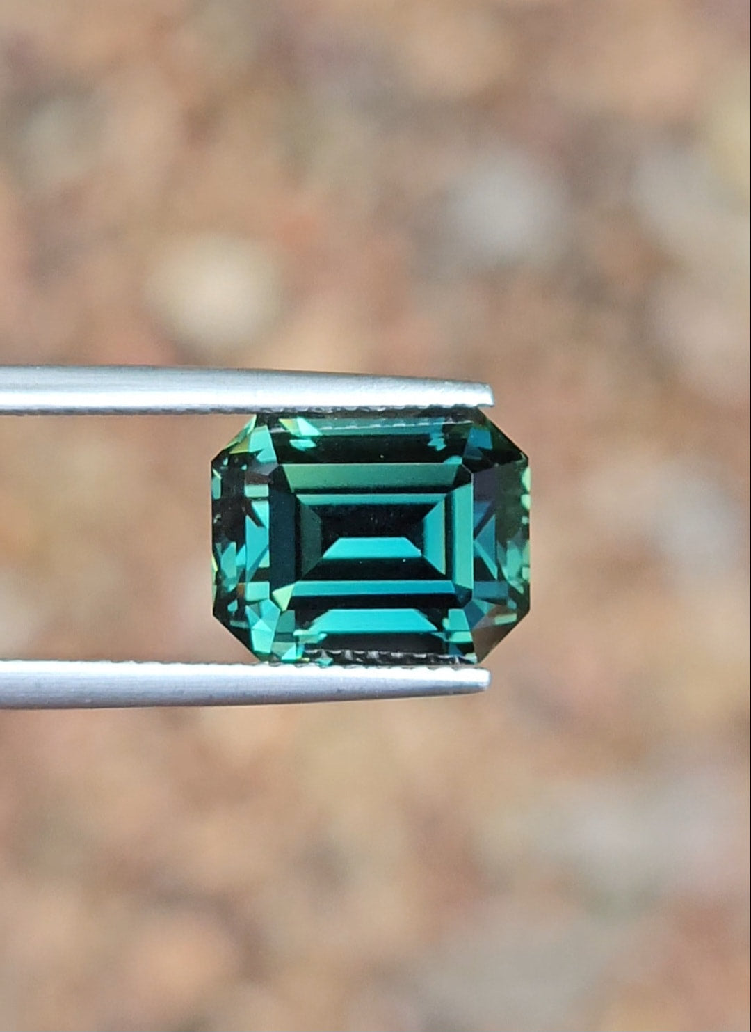 7.40ct Emerald Teal Parti Sapphire
