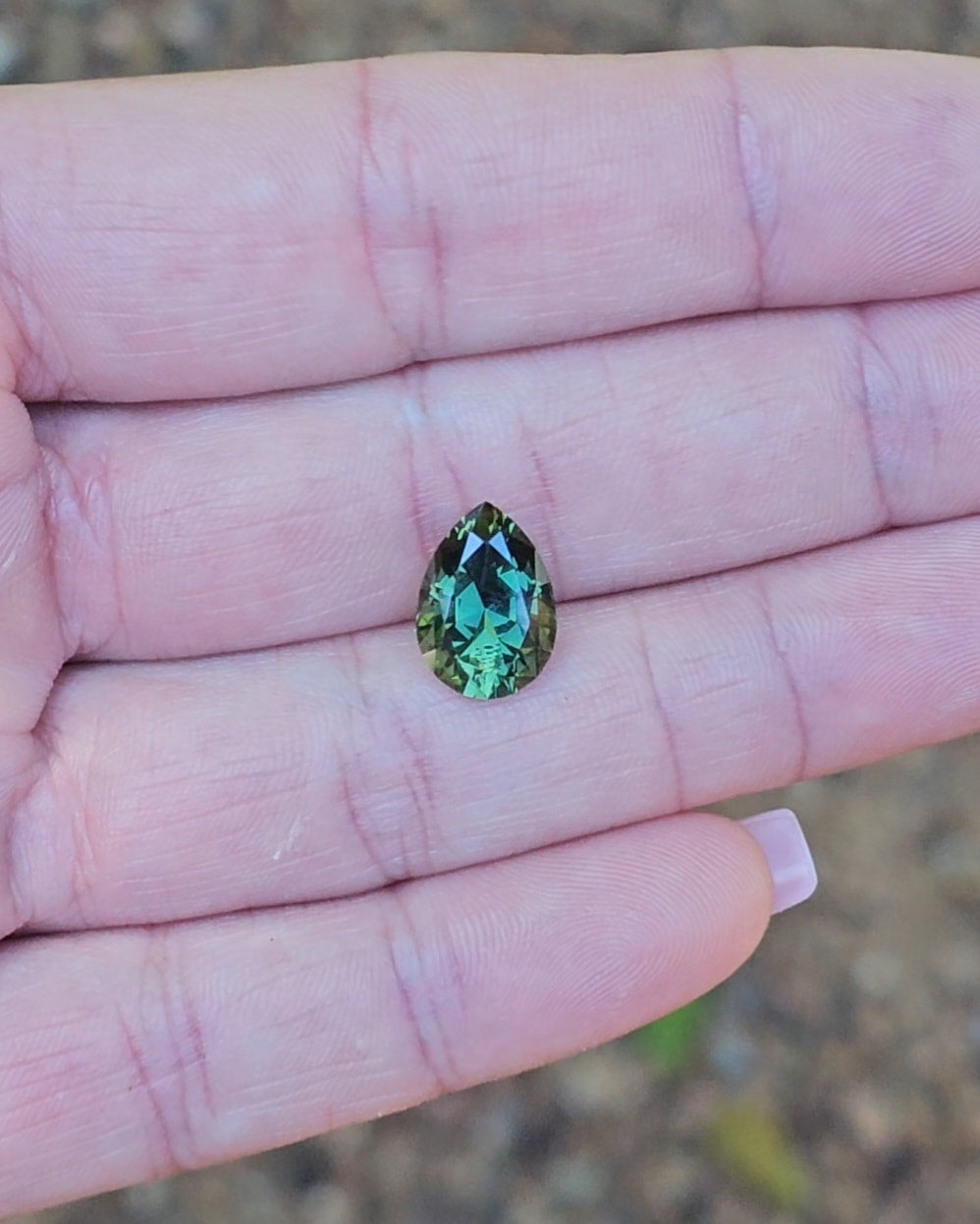5.33ct Pear Green Parti Sapphire