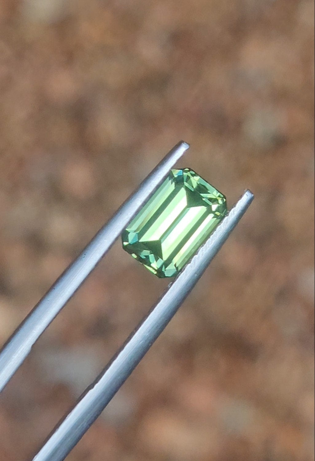 2ct Emerald Green Sapphire
