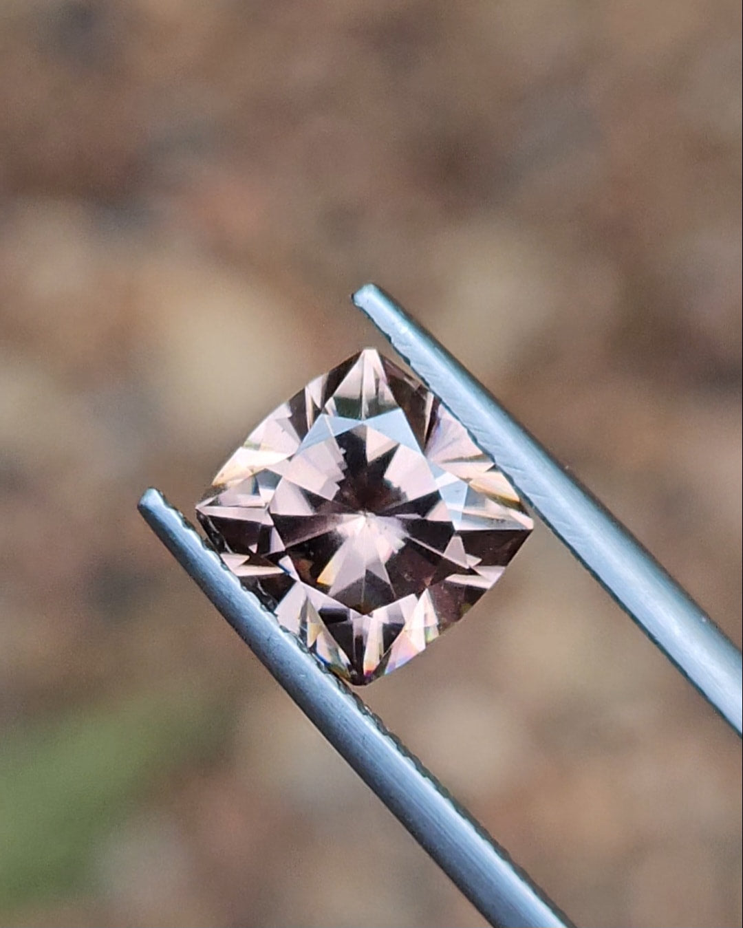 4.34ct Pink Harts Range Zircon