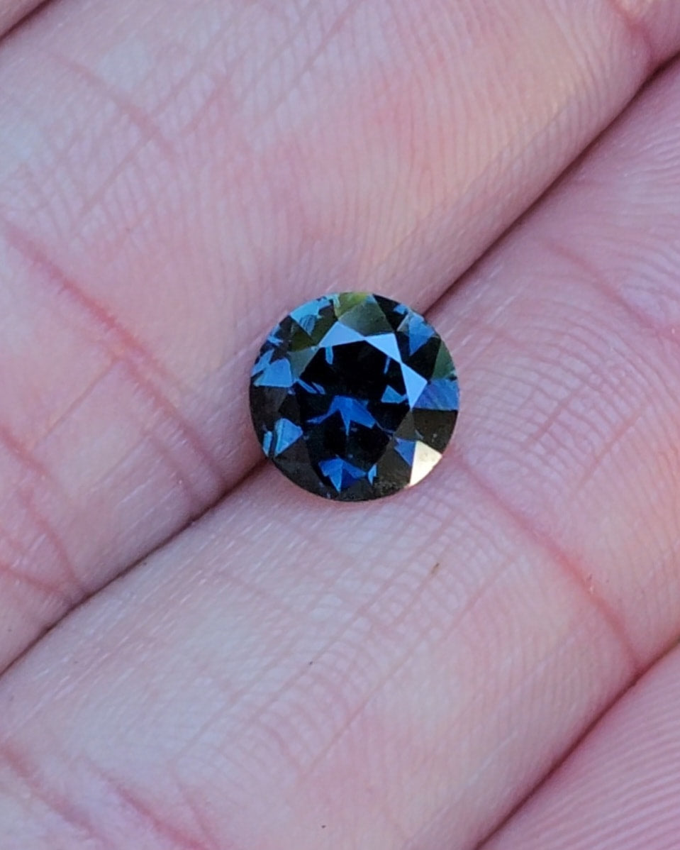 1.68ct Round Blue Parti Sapphire