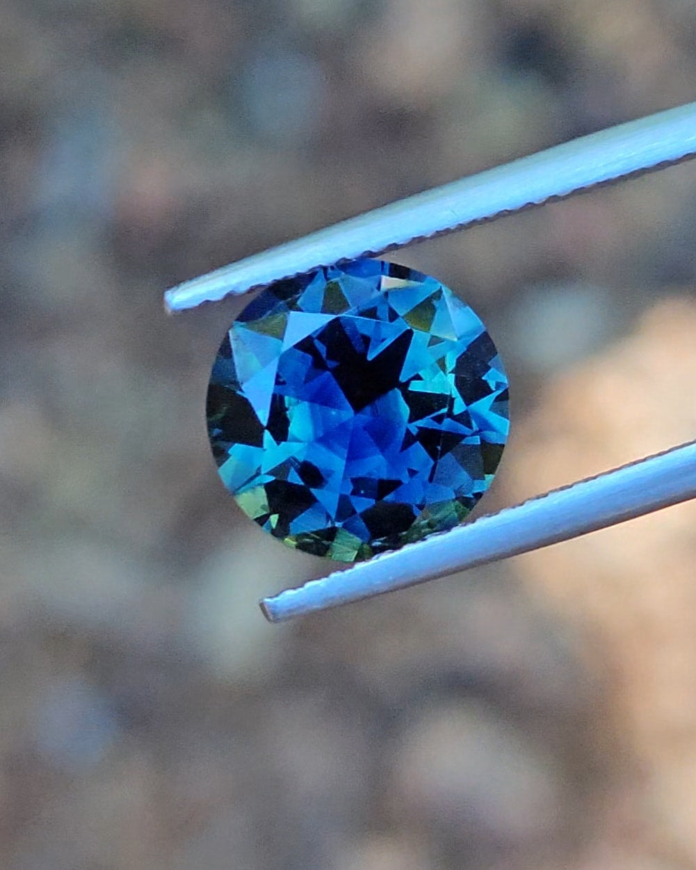 5.28ct Round Blue Parti Sapphire