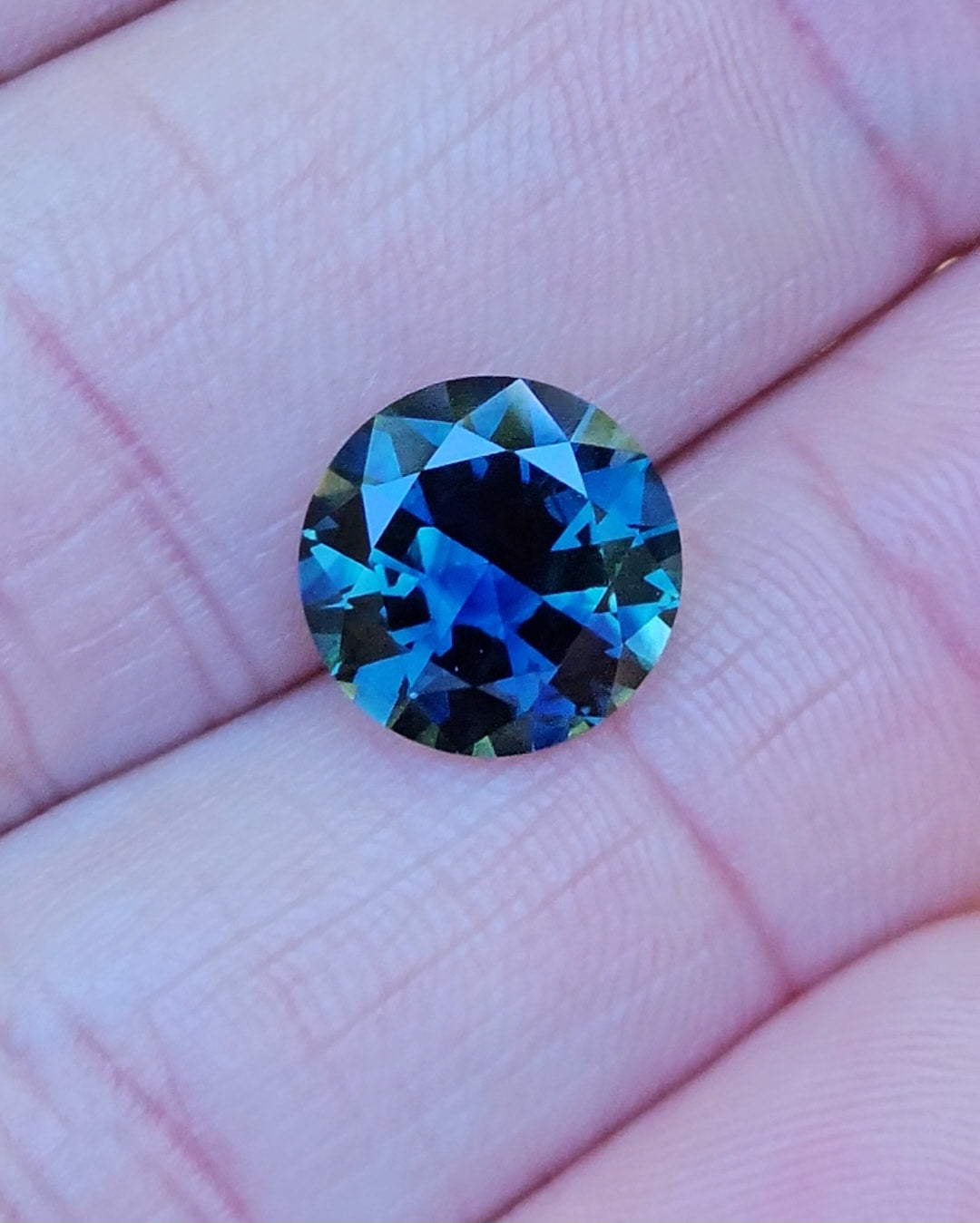 5.28ct Round Blue Parti Sapphire
