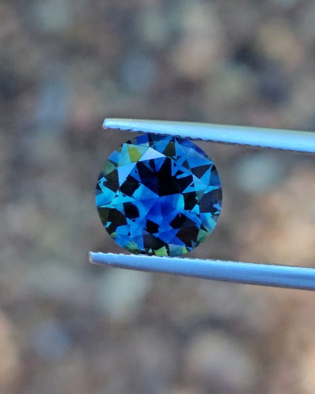 5.28ct Round Blue Parti Sapphire