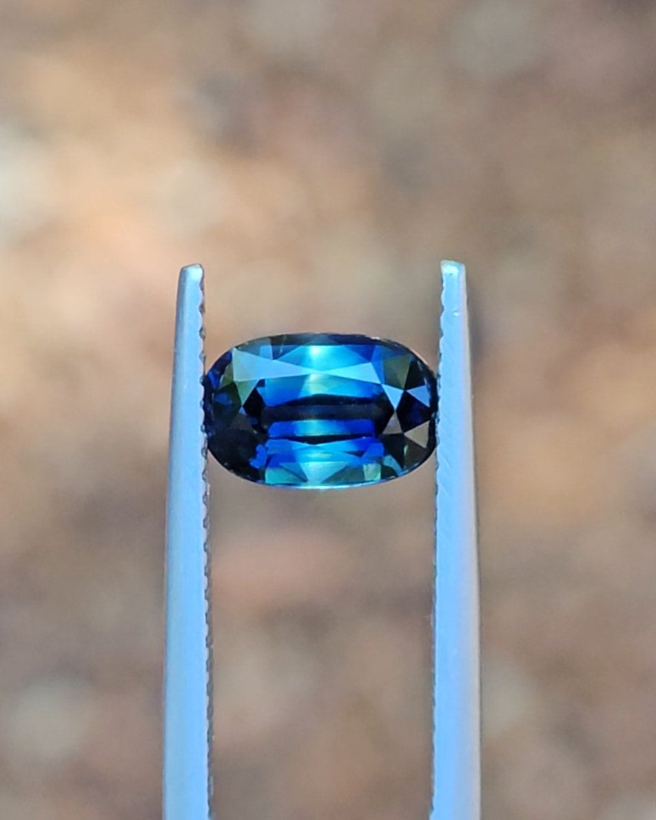 2.80ct Oval Blue Parti Sapphire