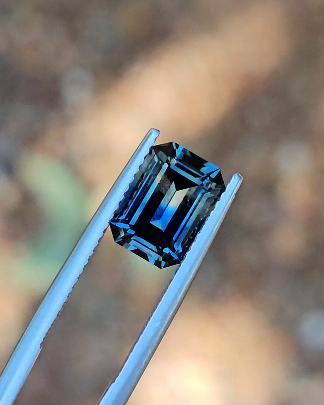 3.09ct Emerald Blue - Peach Parti Sapphire