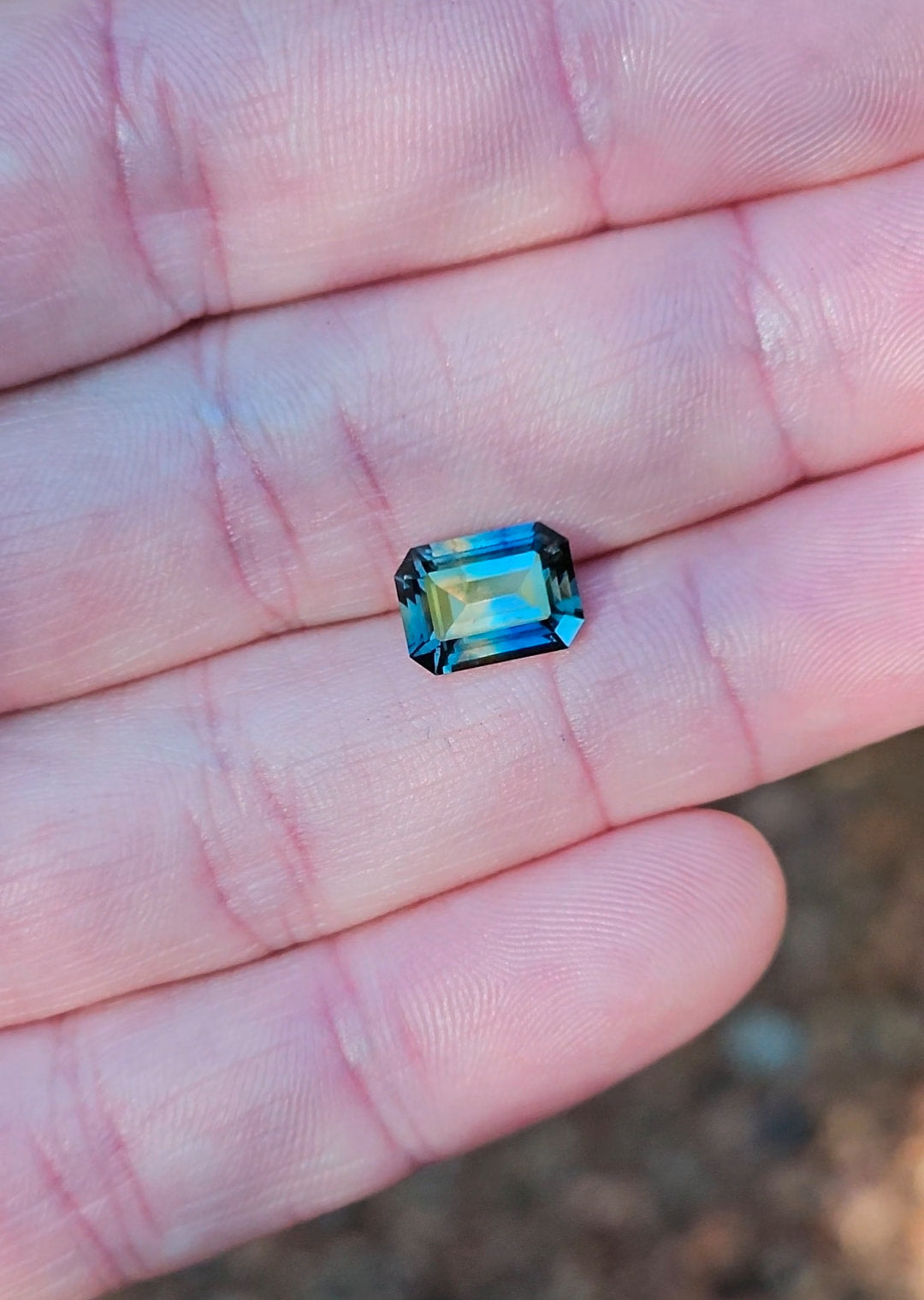 3.09ct Emerald Blue - Peach Parti Sapphire
