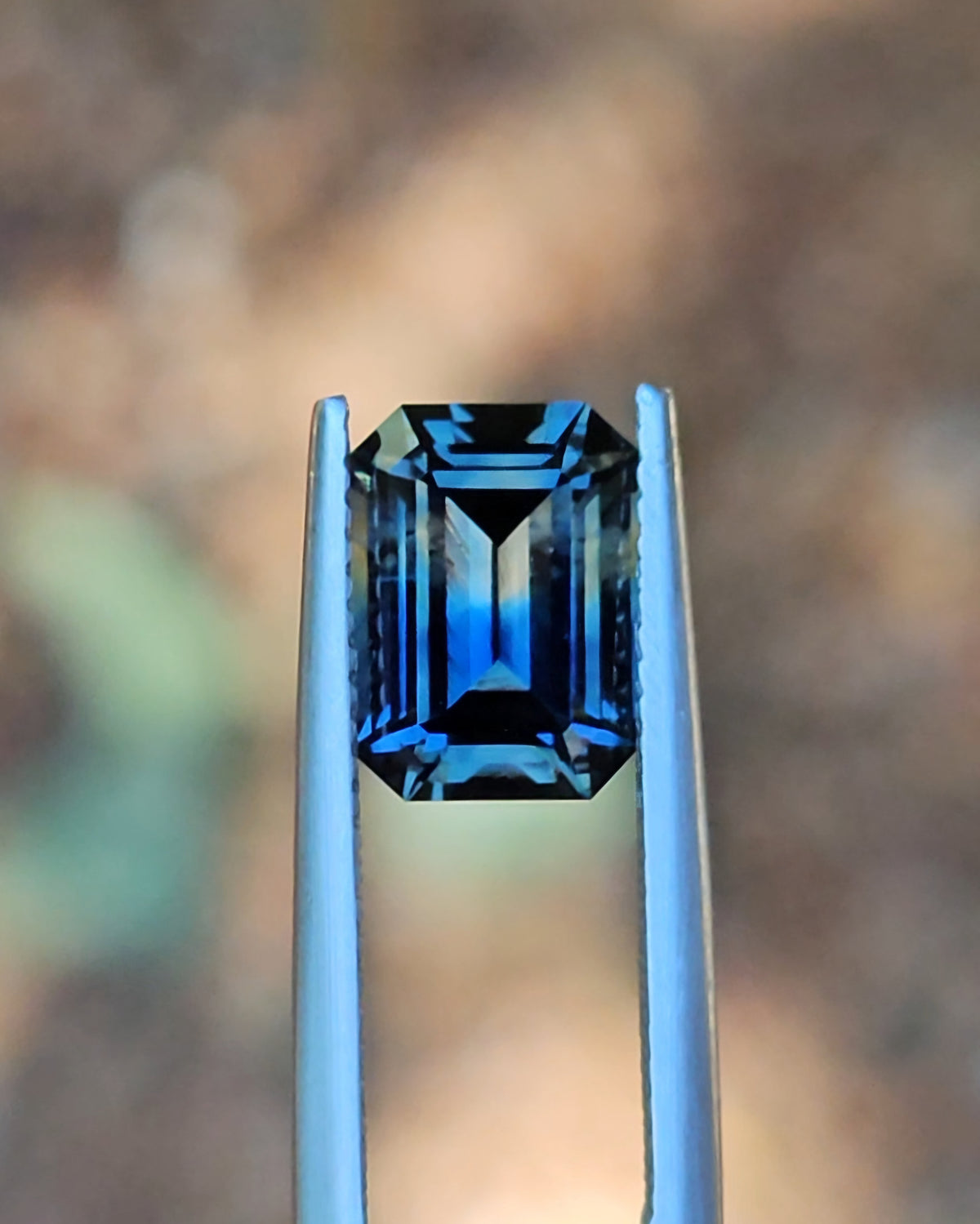 3.09ct Emerald Blue - Peach Parti Sapphire