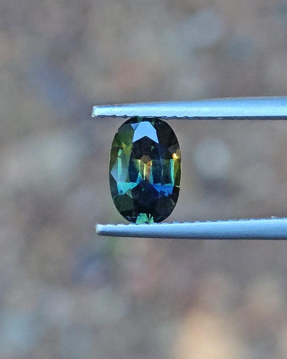 1.56ct Oval Blue Parti Sapphire