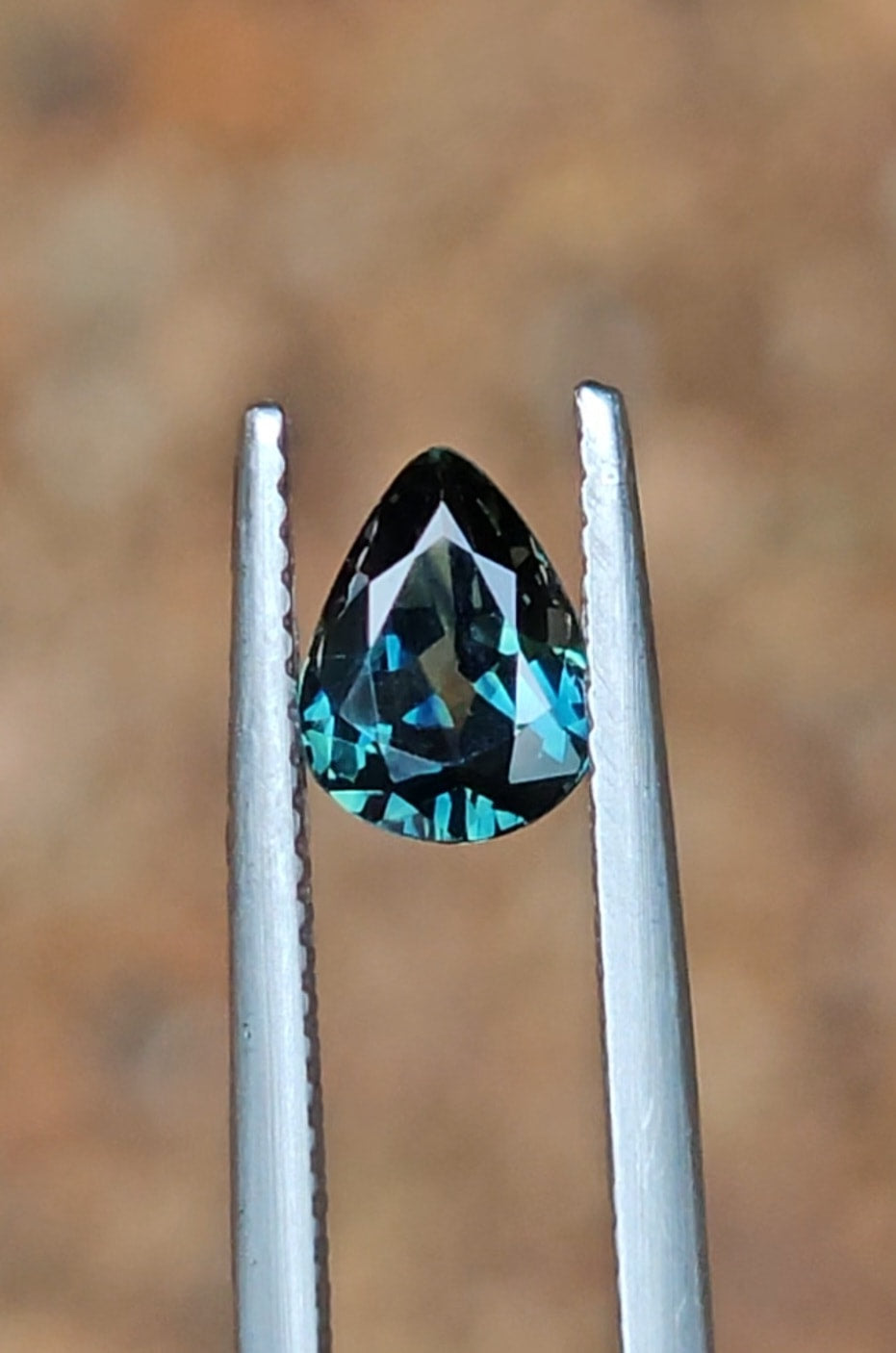 1.22ct Pear Blue Parti sapphire